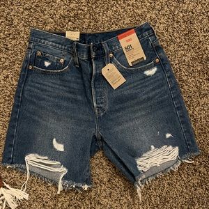 Levi’s shorts